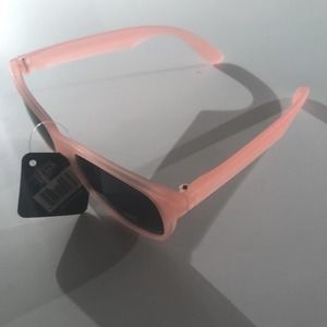 (BOGO) Women's Polarized Sunglasses : Rated UV400